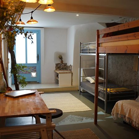 Lily A L'Auberge Leucate Exterior foto
