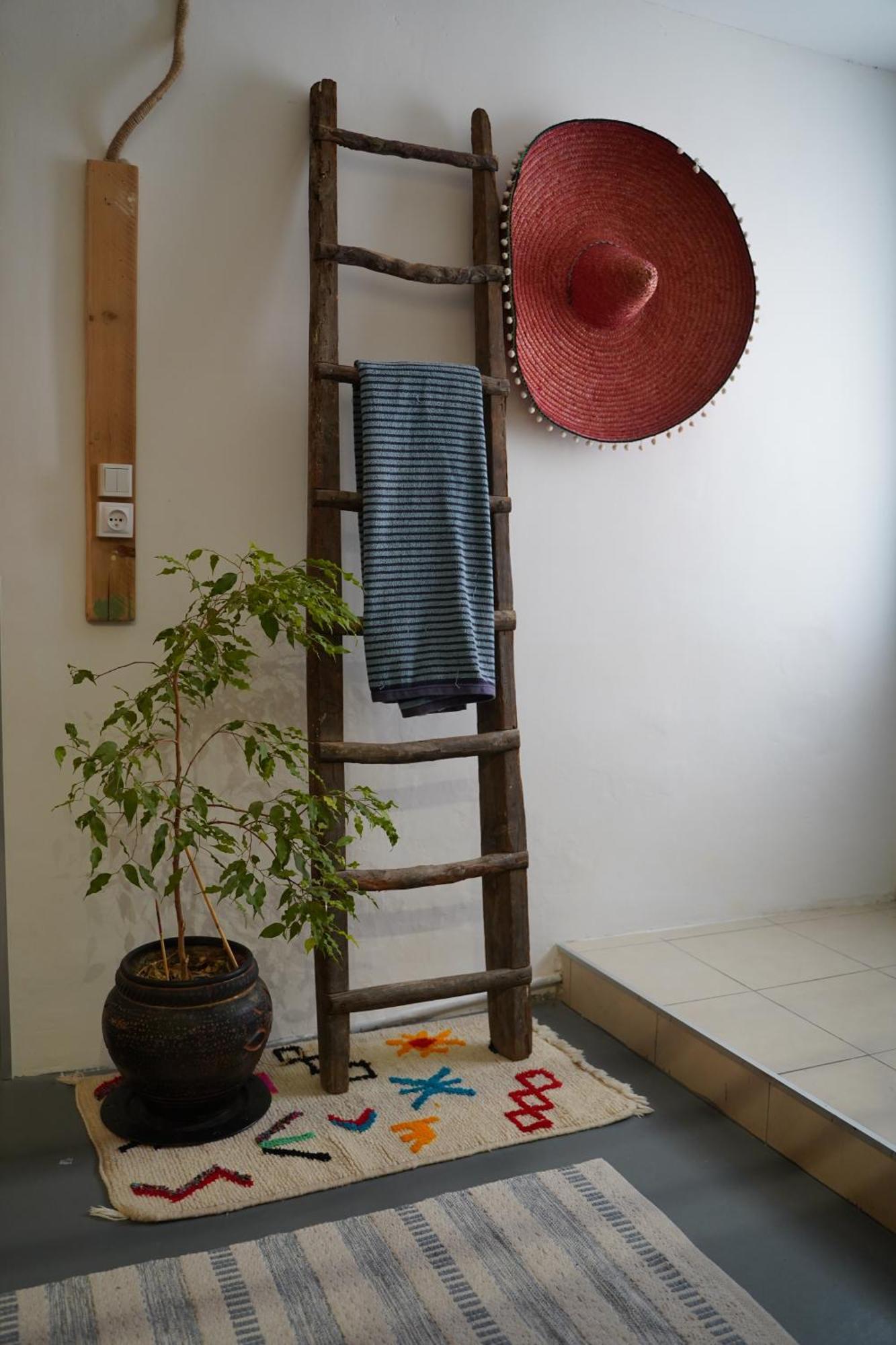 Lily A L'Auberge Leucate Exterior foto